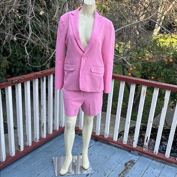 Trina Turk Jackets & Blazers - SRP $576 Short Suit Set (2pc) in Blossom